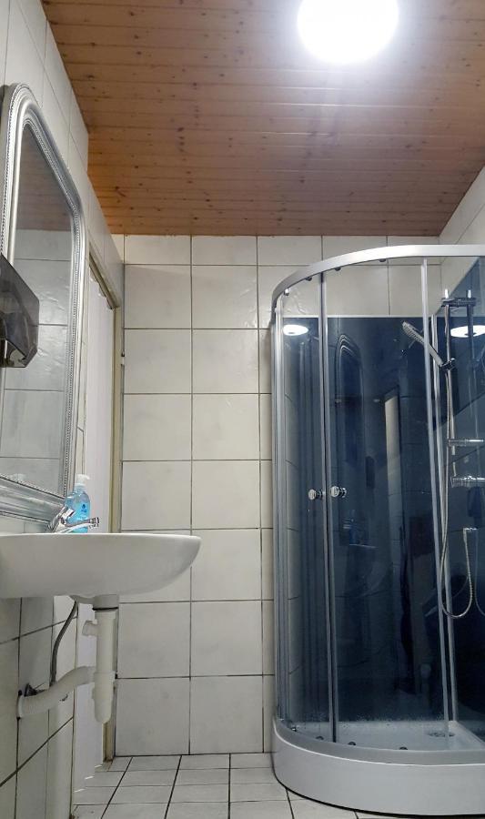 Gaestezimmer I Neo1 Staufenberg  エクステリア 写真