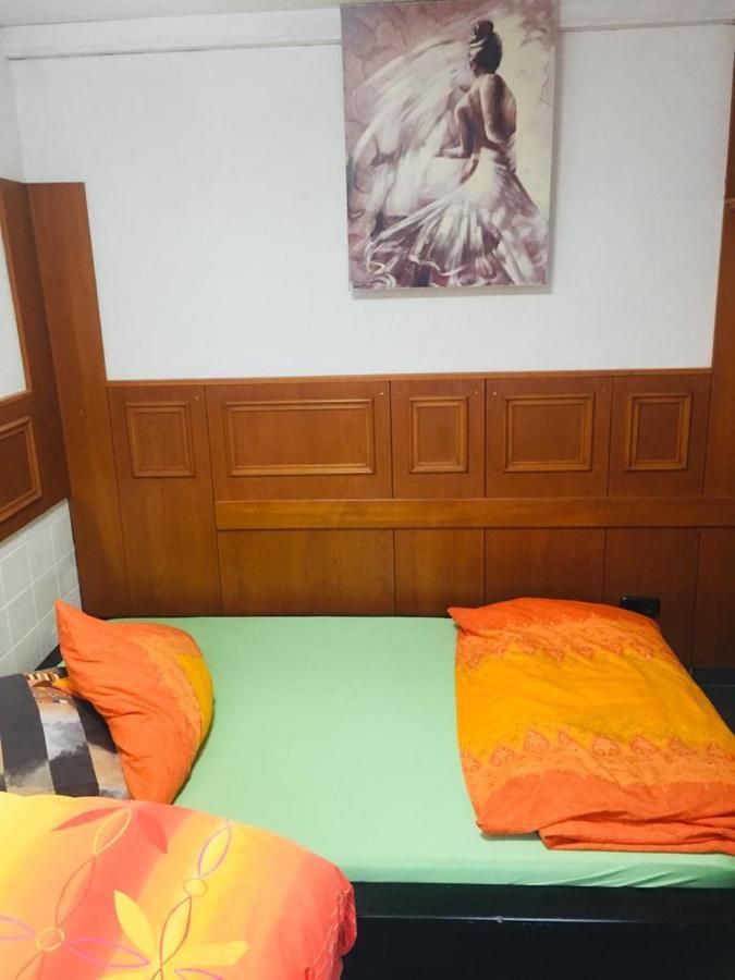 Gaestezimmer I Neo1 Staufenberg  エクステリア 写真